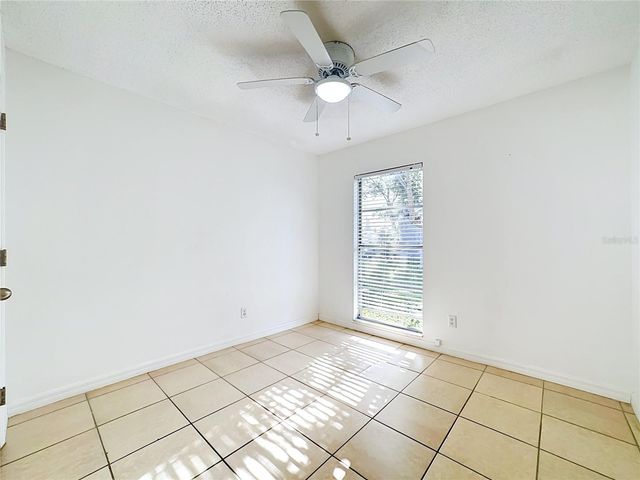 5664 25TH STREET CIRCLE E, Bradenton, FL 34203