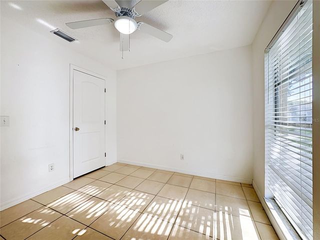 5664 25TH STREET CIRCLE E, Bradenton, FL 34203
