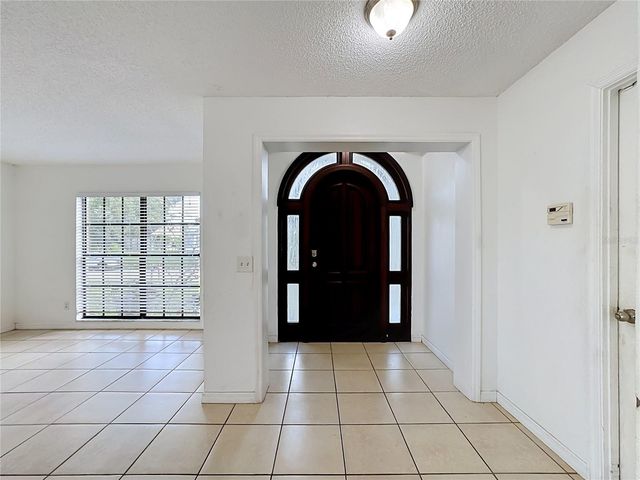 5664 25TH STREET CIRCLE E, Bradenton, FL 34203