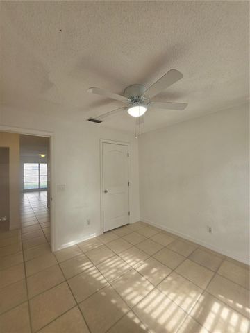 5664 25TH STREET CIRCLE E, Bradenton, FL 34203
