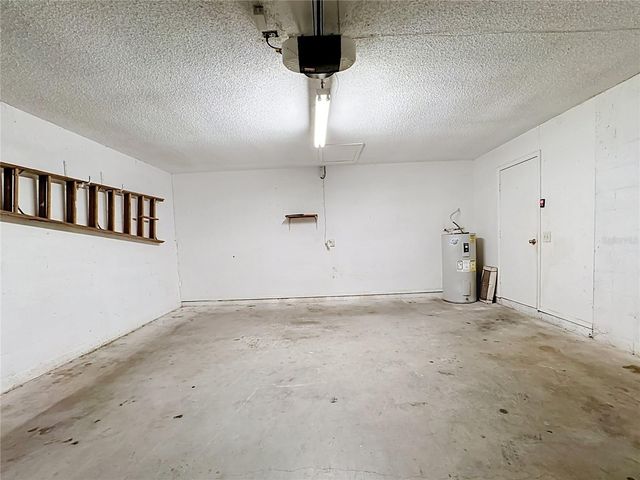 5664 25TH STREET CIRCLE E, Bradenton, FL 34203