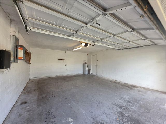 5664 25TH STREET CIRCLE E, Bradenton, FL 34203