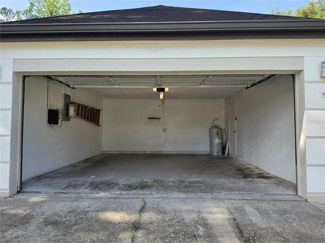 5664 25TH STREET CIRCLE E, Bradenton, FL 34203