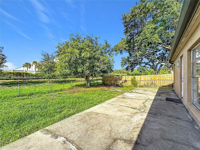 5664 25TH STREET CIRCLE E, Bradenton, FL 34203