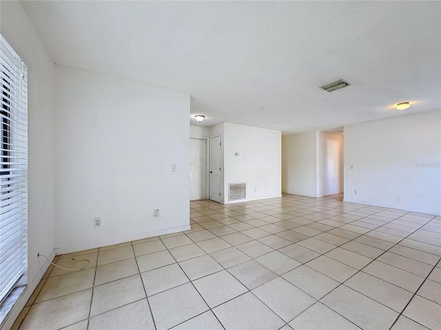 5664 25TH STREET CIRCLE E, Bradenton, FL 34203
