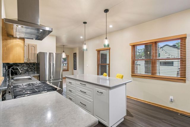 3632 37th Avenue S, Minneapolis, MN 55406