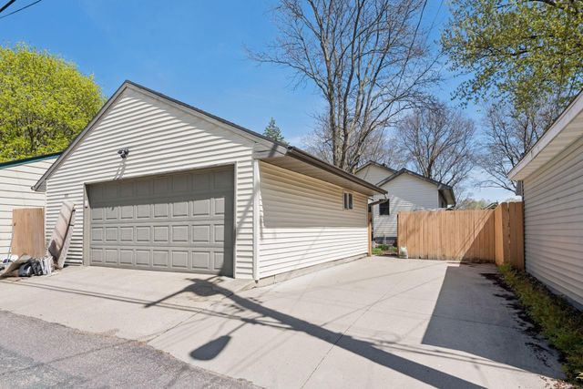 3632 37th Avenue S, Minneapolis, MN 55406