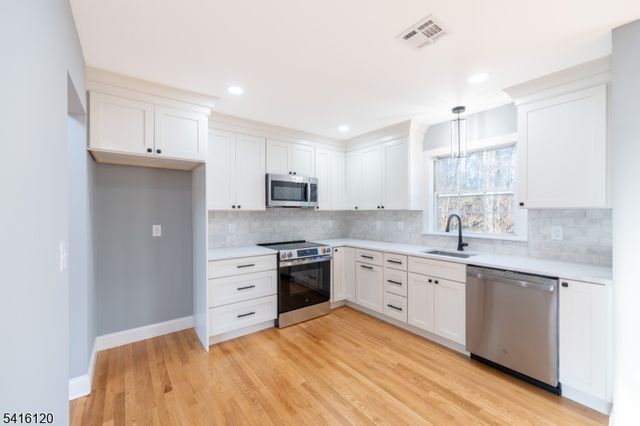 2 Fern Dr, Independence Twp., NJ 07840