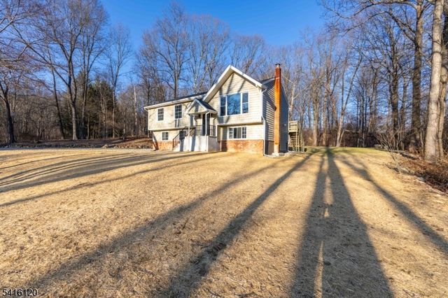2 Fern Dr, Independence Twp., NJ 07840
