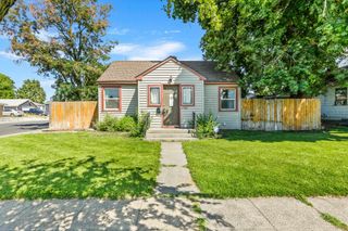 1703 E Broad Ave, Spokane, WA 99207
