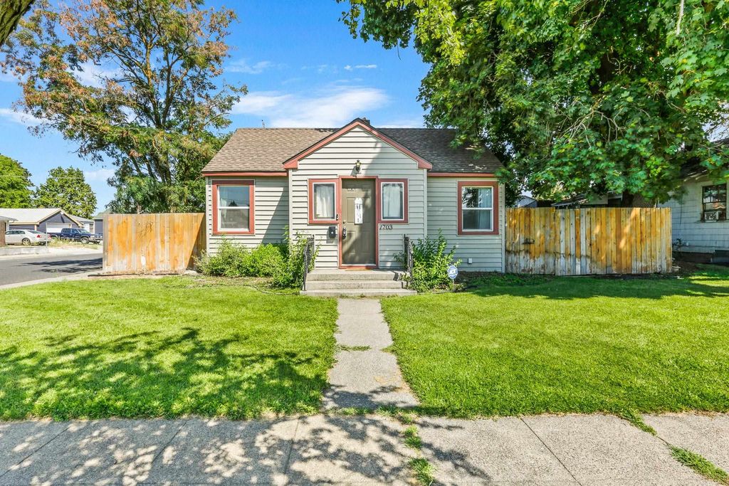 1703 E Broad Ave, Spokane, WA 99207