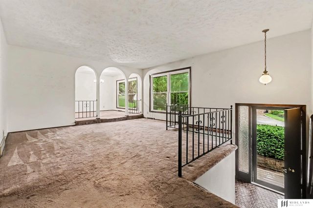 1010 Claudene Court, Bellevue, NE 68005