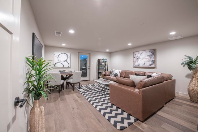 34 Camino De Los Desmontes, Placitas, NM 87043