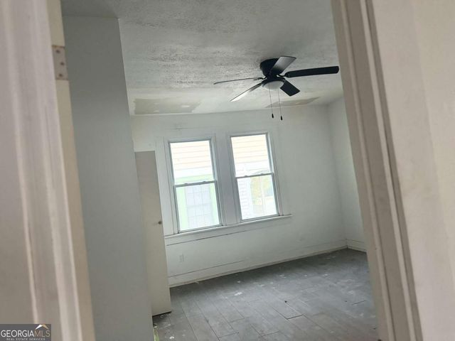 4 Ivy Street, Porterdale, GA 30014