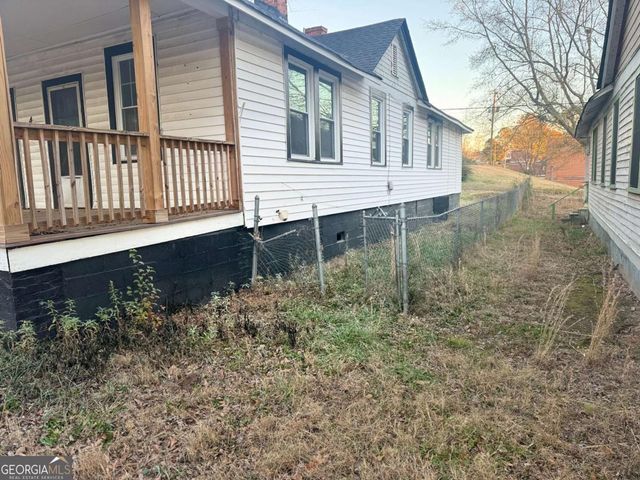 4 Ivy Street, Porterdale, GA 30014