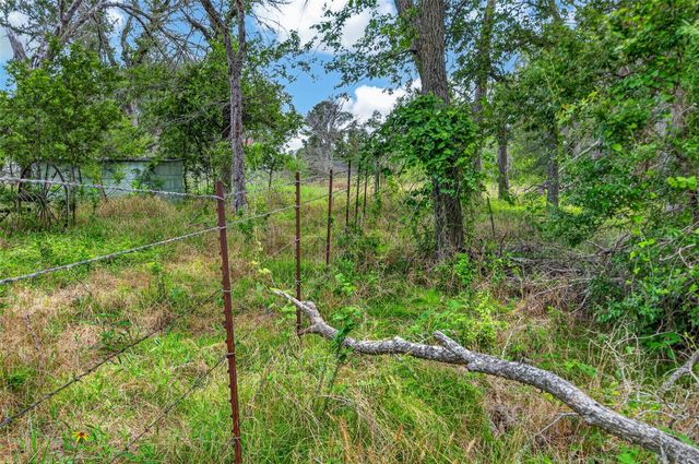 266 Beaver RD, Elgin, TX 78621