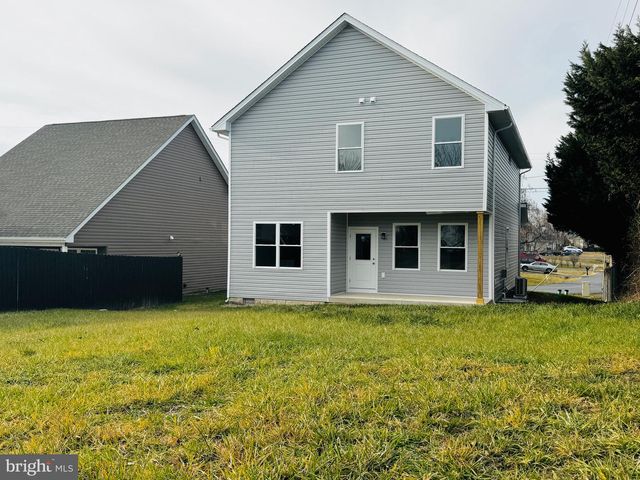 615 N WESTERN AVE, Martinsburg, WV 25404