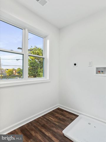 615 N WESTERN AVE, Martinsburg, WV 25404