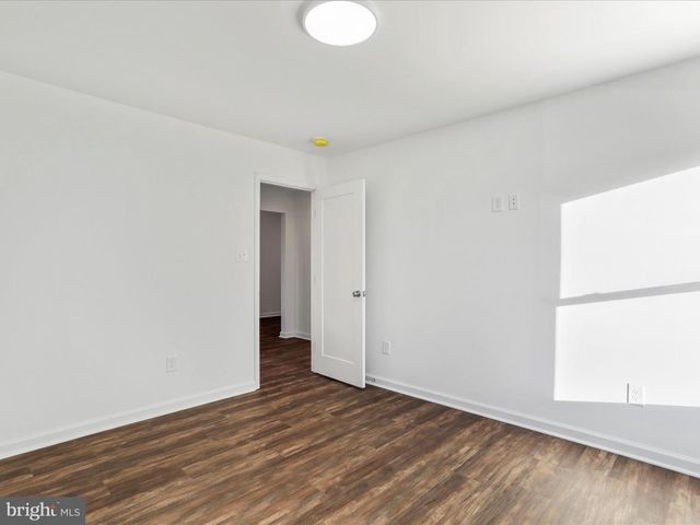 615 N WESTERN AVE, Martinsburg, WV 25404