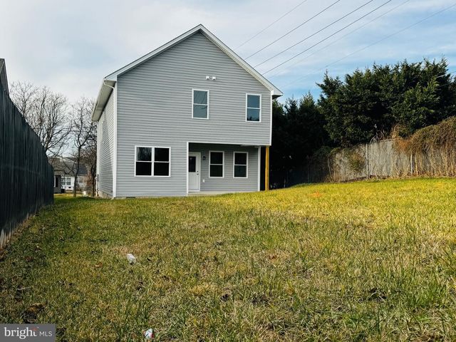 615 N WESTERN AVE, Martinsburg, WV 25404