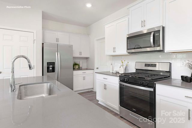 502 Court House Avenue, York, SC 29745