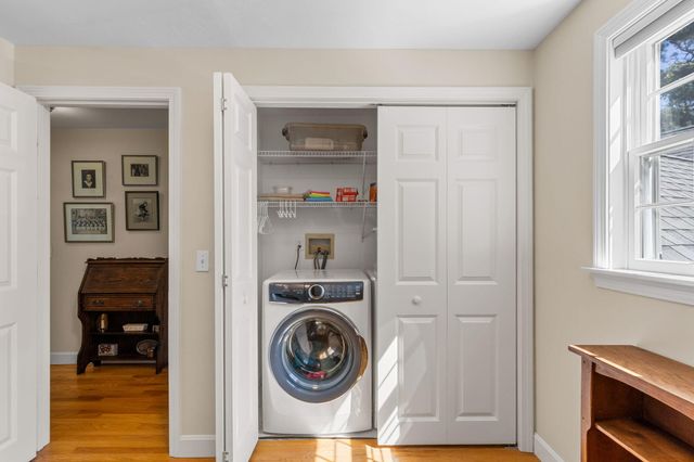 12 Pond Street, Brewster, MA 02631