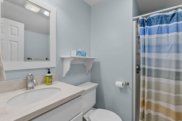 12 Pond Street, Brewster, MA 02631