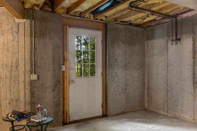 12 Pond Street, Brewster, MA 02631