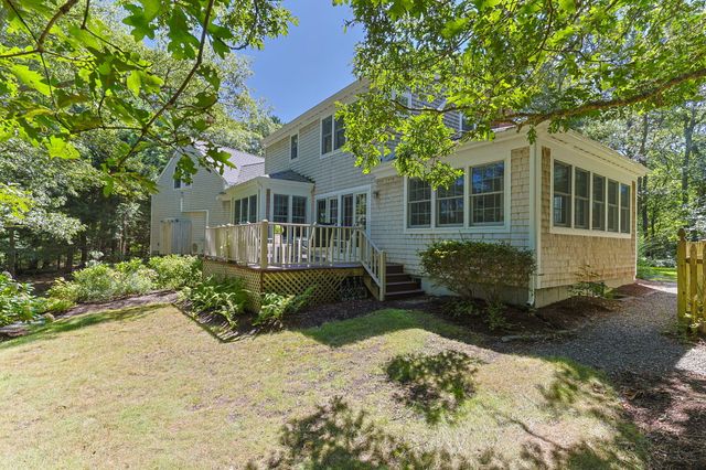 12 Pond Street, Brewster, MA 02631