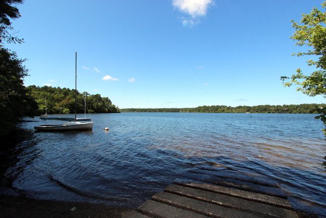 12 Pond Street, Brewster, MA 02631
