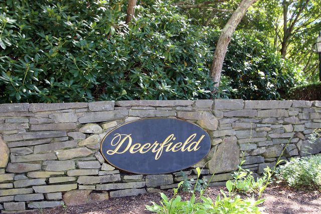 12 Pond Street, Brewster, MA 02631