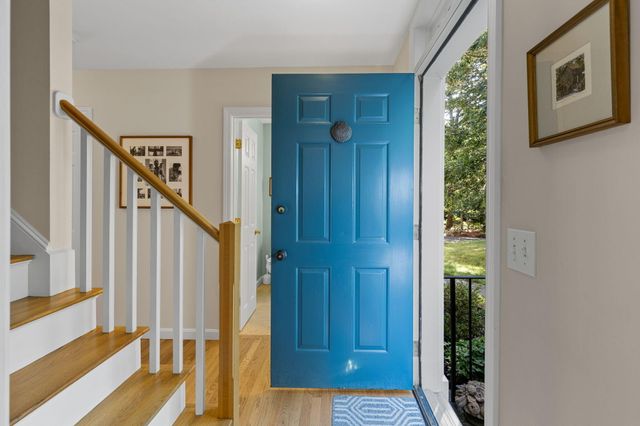 12 Pond Street, Brewster, MA 02631