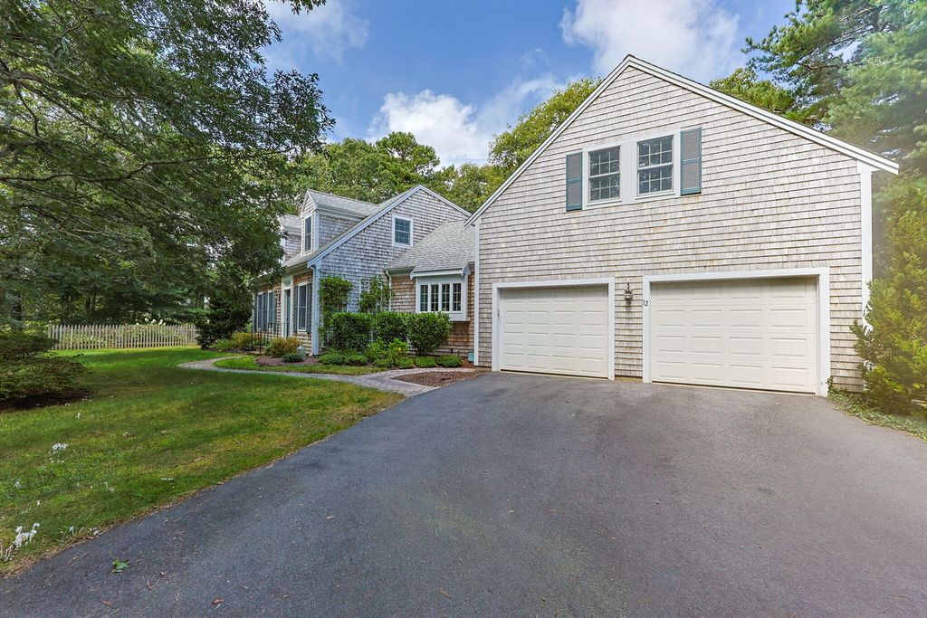 12 Pond Street, Brewster, MA 02631