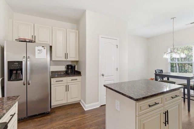 4925 Locherby Drive, Fairburn, GA 30213