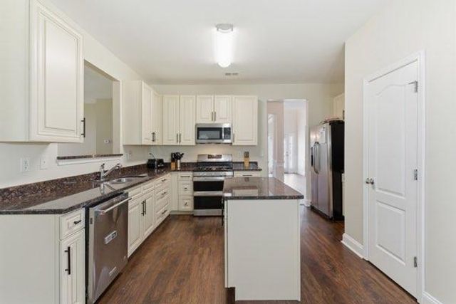 4925 Locherby Drive, Fairburn, GA 30213