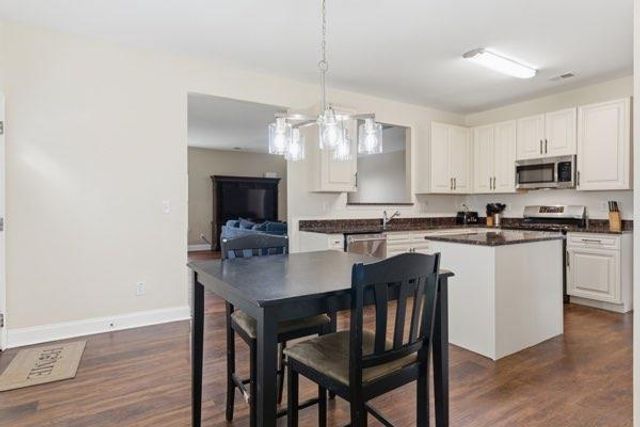 4925 Locherby Drive, Fairburn, GA 30213