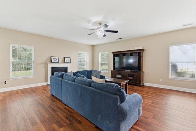 4925 Locherby Drive, Fairburn, GA 30213