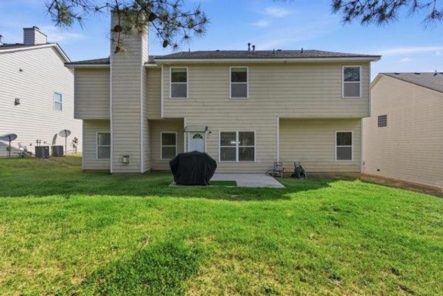 4925 Locherby Drive, Fairburn, GA 30213