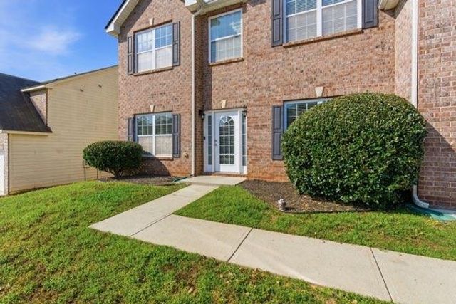 4925 Locherby Drive, Fairburn, GA 30213