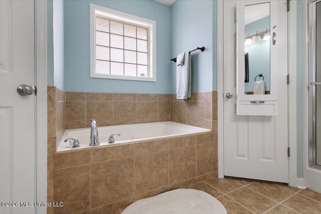 115 Ash Ridge Place, Pearl, MS 39208