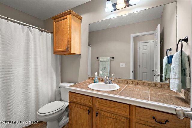115 Ash Ridge Place, Pearl, MS 39208