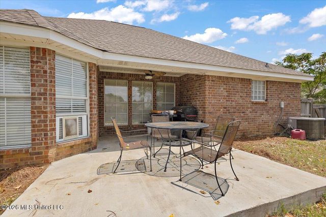 115 Ash Ridge Place, Pearl, MS 39208