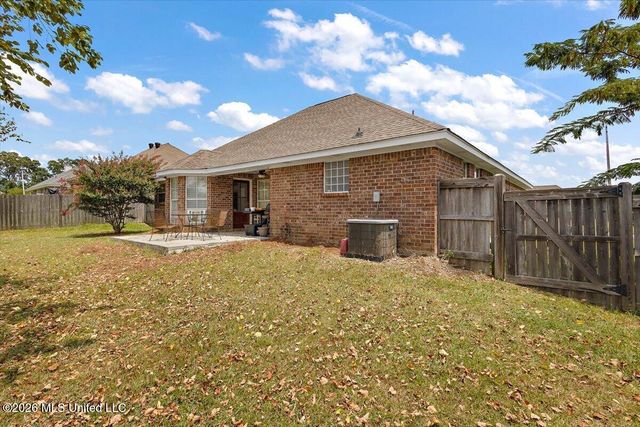 115 Ash Ridge Place, Pearl, MS 39208