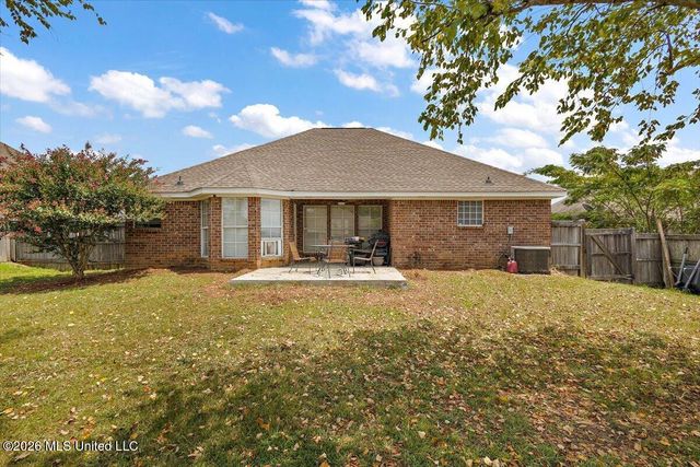 115 Ash Ridge Place, Pearl, MS 39208