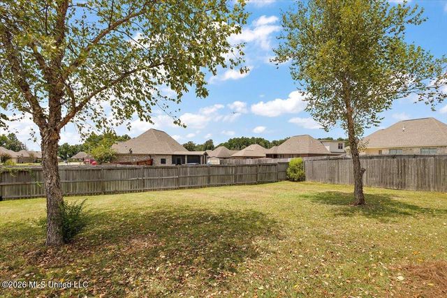 115 Ash Ridge Place, Pearl, MS 39208