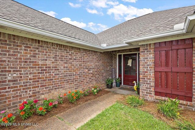 115 Ash Ridge Place, Pearl, MS 39208