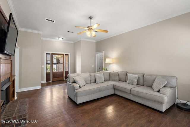 115 Ash Ridge Place, Pearl, MS 39208