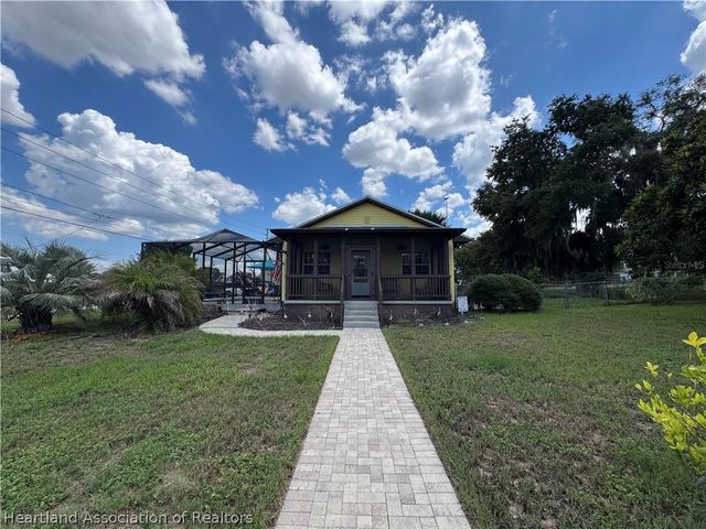 398 Virginia Street, Frostproof, FL 33843
