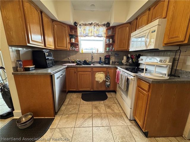 398 Virginia Street, Frostproof, FL 33843