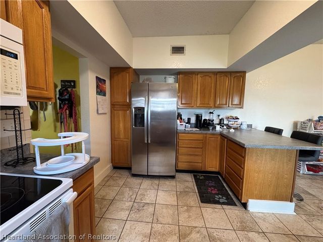 398 Virginia Street, Frostproof, FL 33843